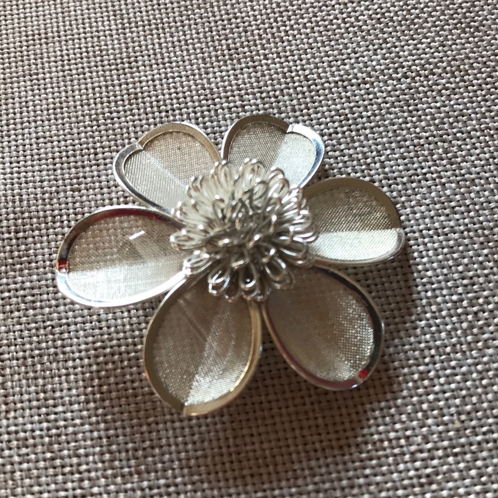 Vintage Silver Flower Pin Brooch